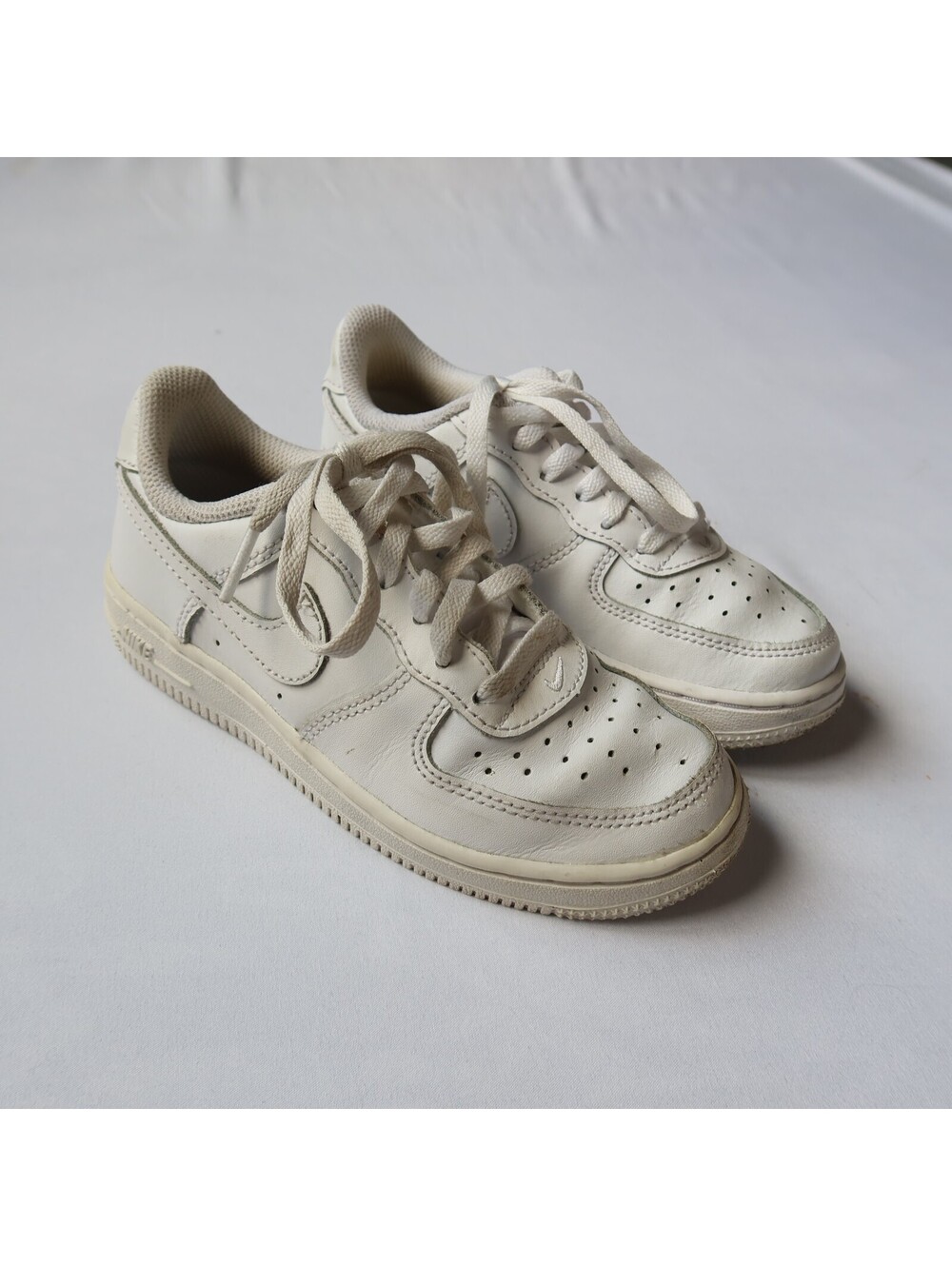 Nike Force 1 Low White Sneakers Boys’ 12